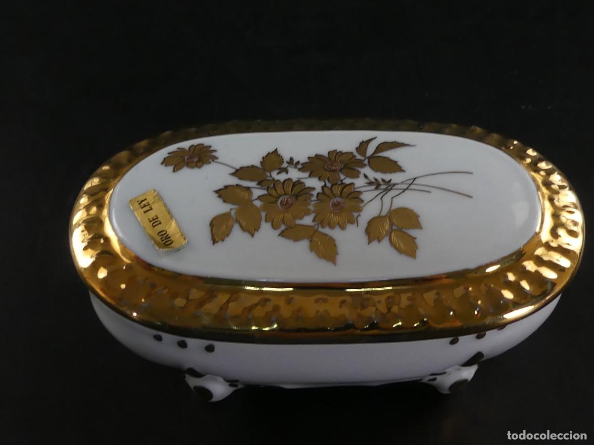 Antiquit&eacute;s: BONITA CAJA DE PORCELANA DECORADA CON ORO