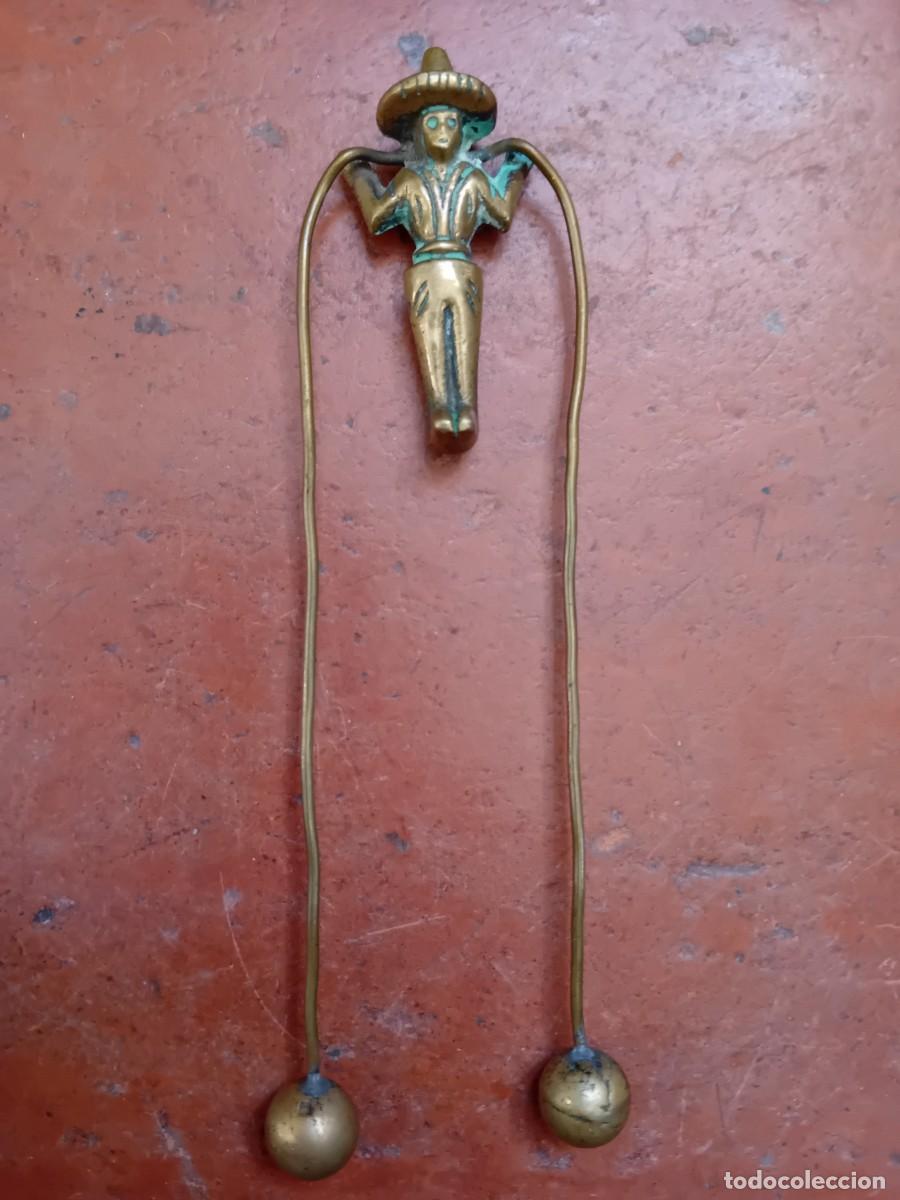 Antig&uuml;edades: Balanc&iacute;n o tentempi&eacute; mexicano siglo XIX de lat&oacute;n