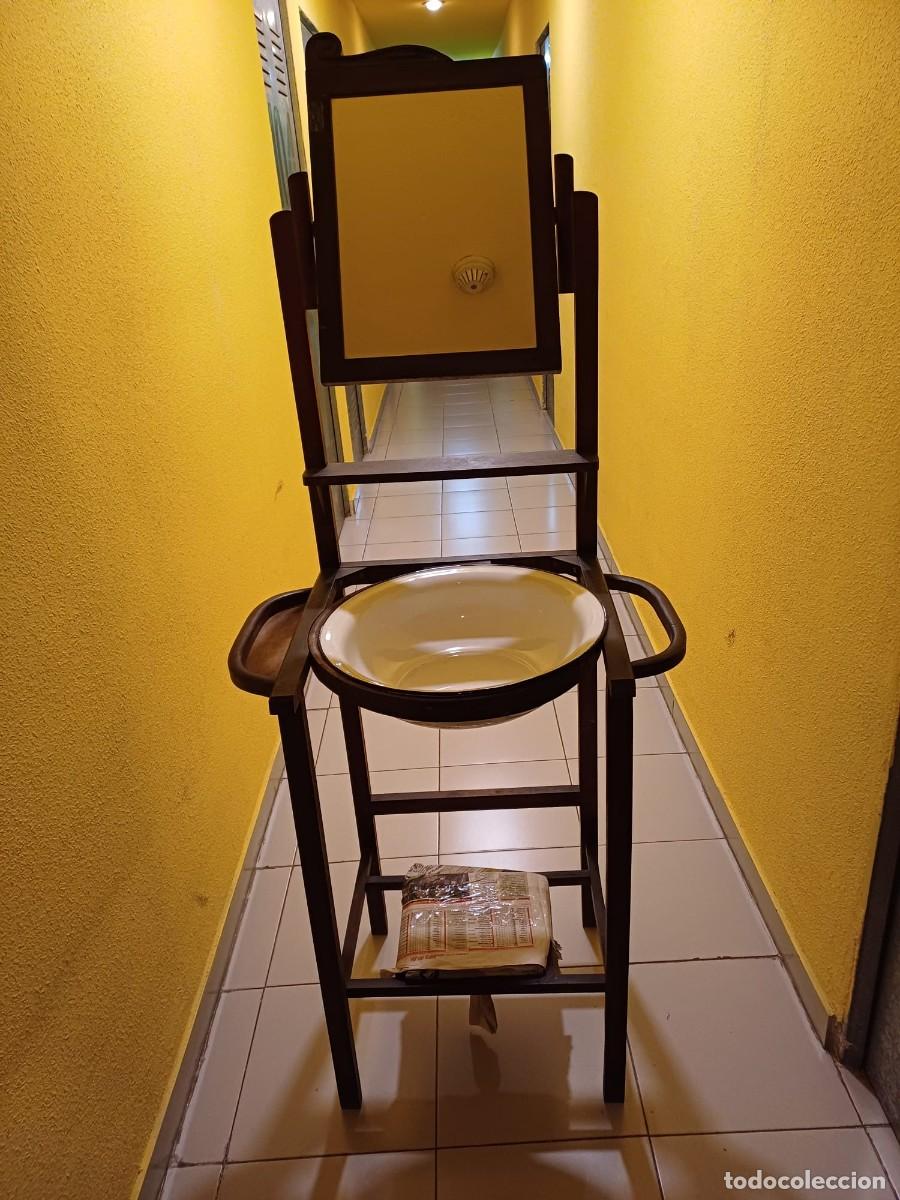 Antiques: Palanganero antiguo con espejo
