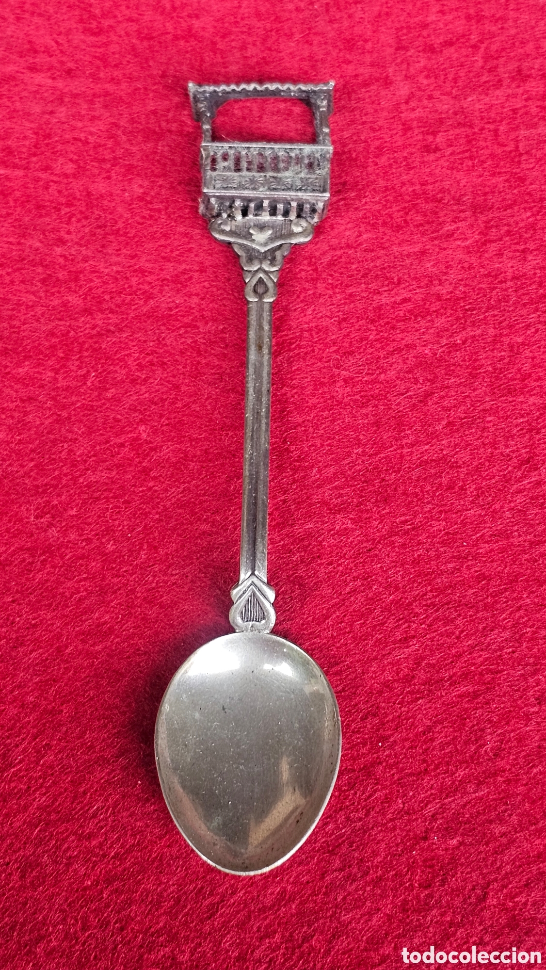 Antig&uuml;edades: Cucharilla de plata de ley contrastada - Foto 1