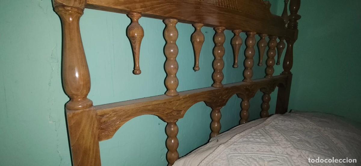 Antig&uuml;edades: Dormitorio artesanal de madera - Foto 3