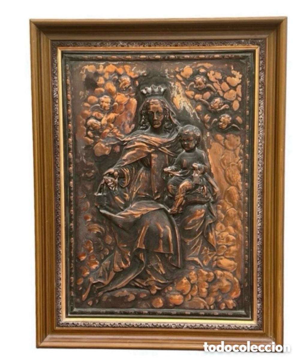 Antiquit&eacute;s: Relieve Virgen del Carmen con Ni&ntilde;o Jes&uacute;s &ndash; Arte sacro cobre repujado firmado Madelca 1960
