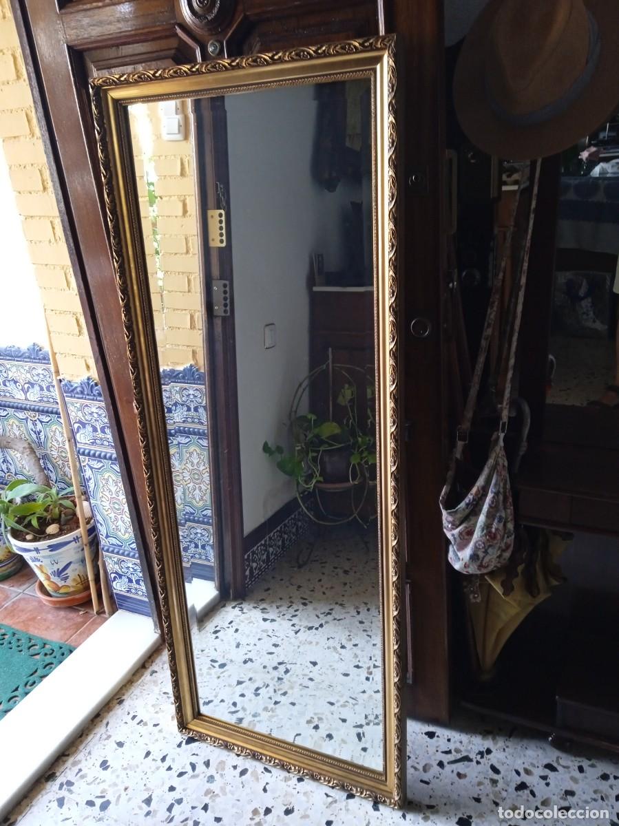 Antig&uuml;edades: Espejo grande marco dorado de madera - Foto 2