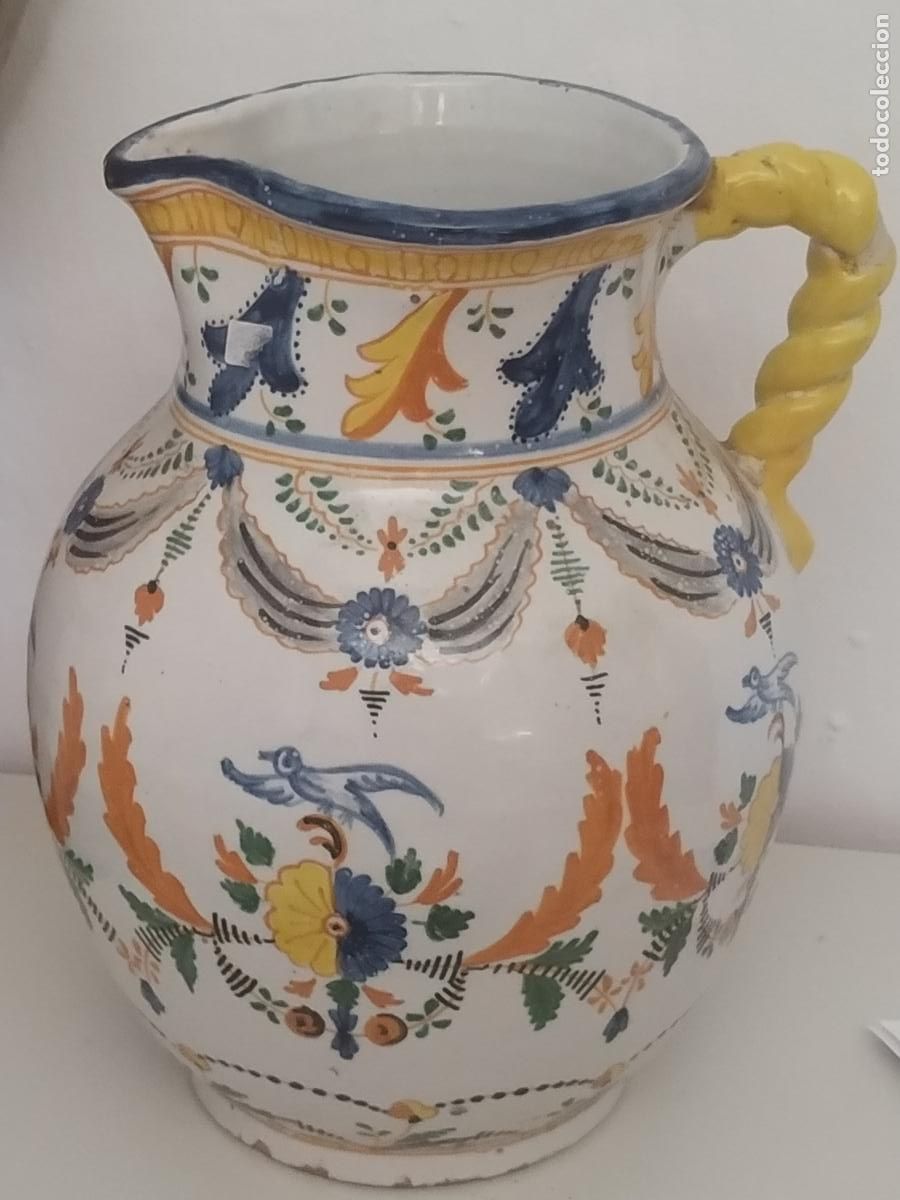 Antiquit&eacute;s: Jarra cer&aacute;mica Talavera con guirnaldas y p&aacute;jaros Firmada Dur&aacute;n.