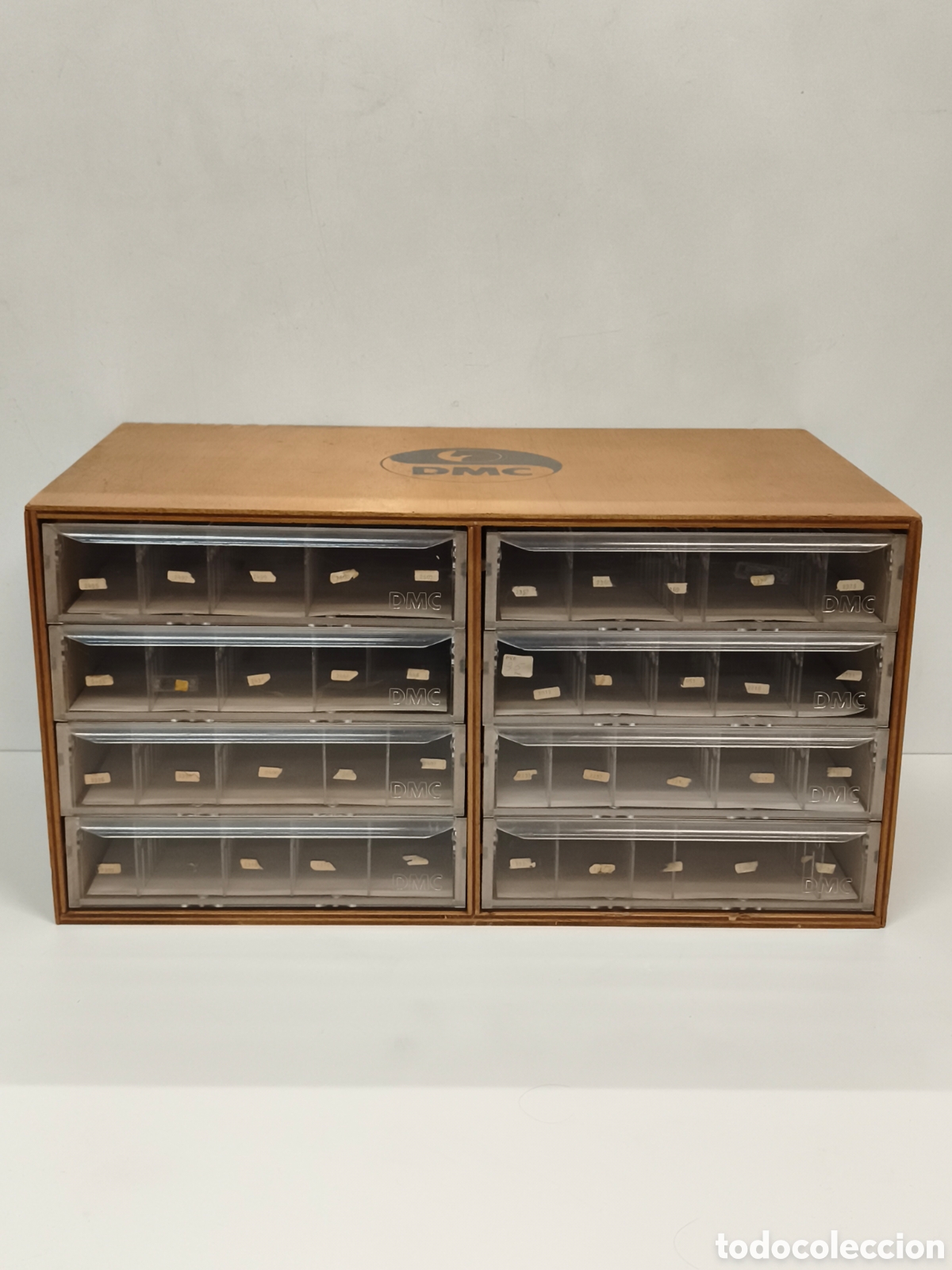 Antig&uuml;edades: Mueble cajones DMC para hilos