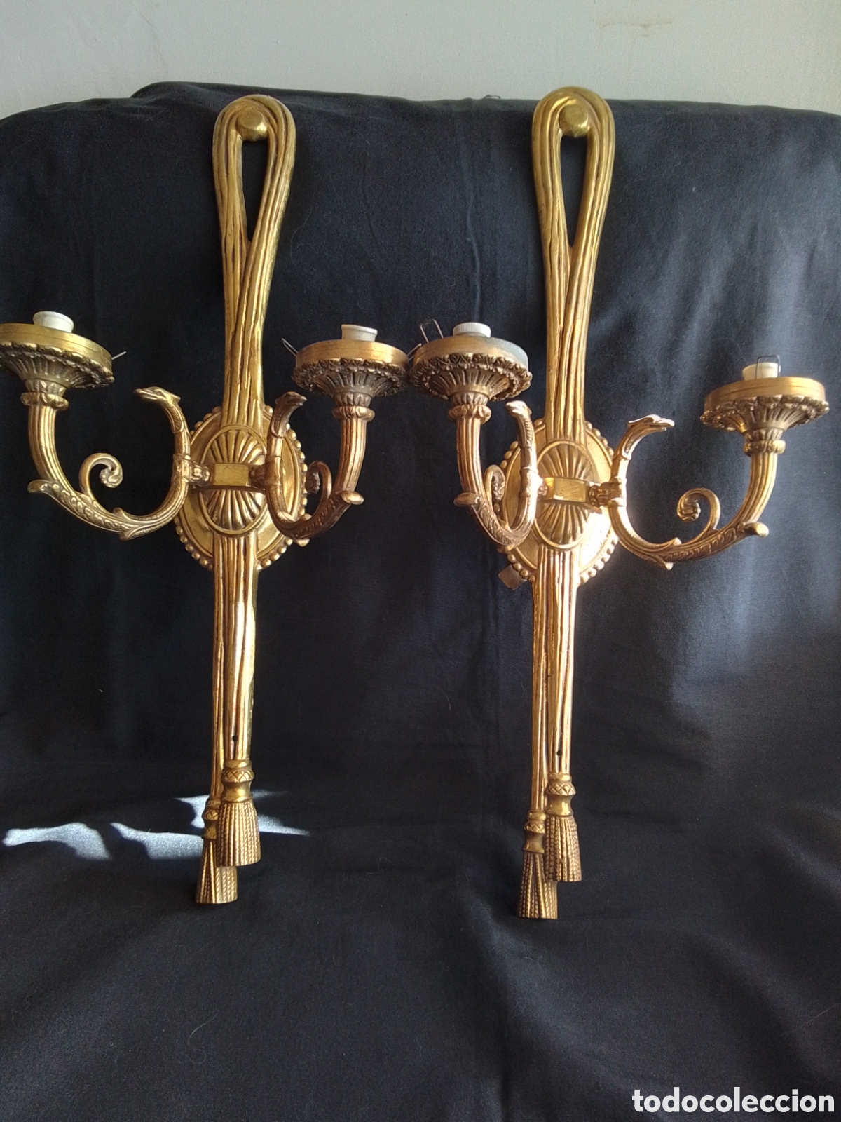 Antig&uuml;edades: Candelabros de bronce macizo antiguos