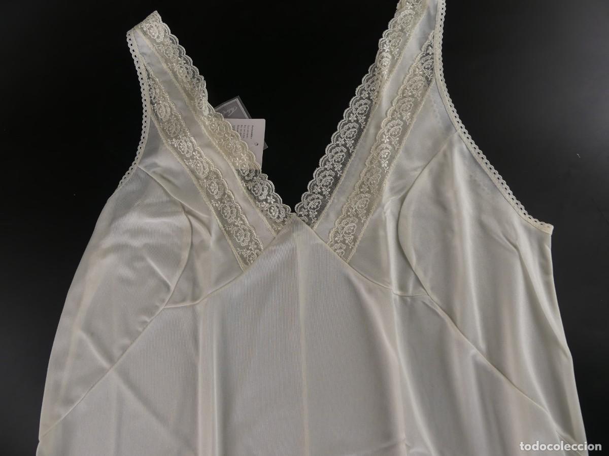 Antig&uuml;edades: CAMISON BLANCO TALLA 52 CON CAJA - Foto 9