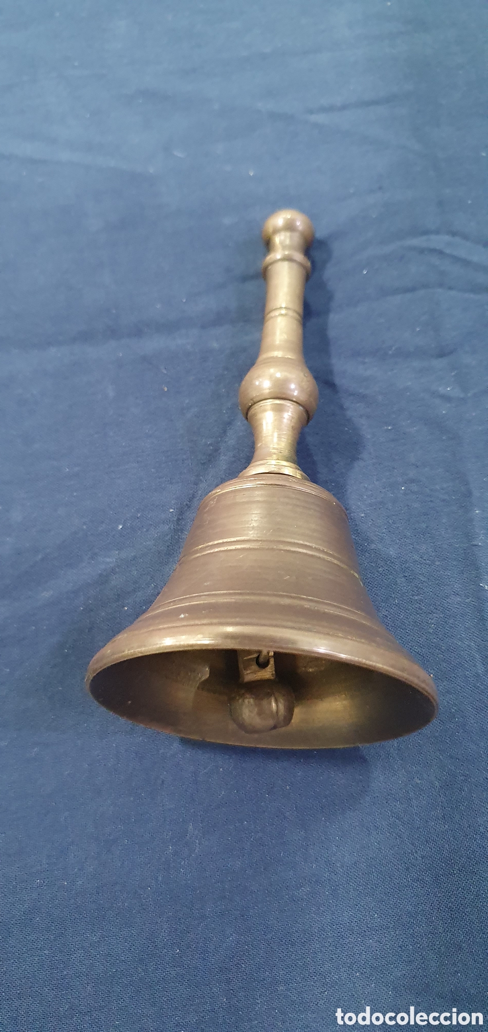 Antig&uuml;edades: Figura campana de bronce. (L134) - Foto 2