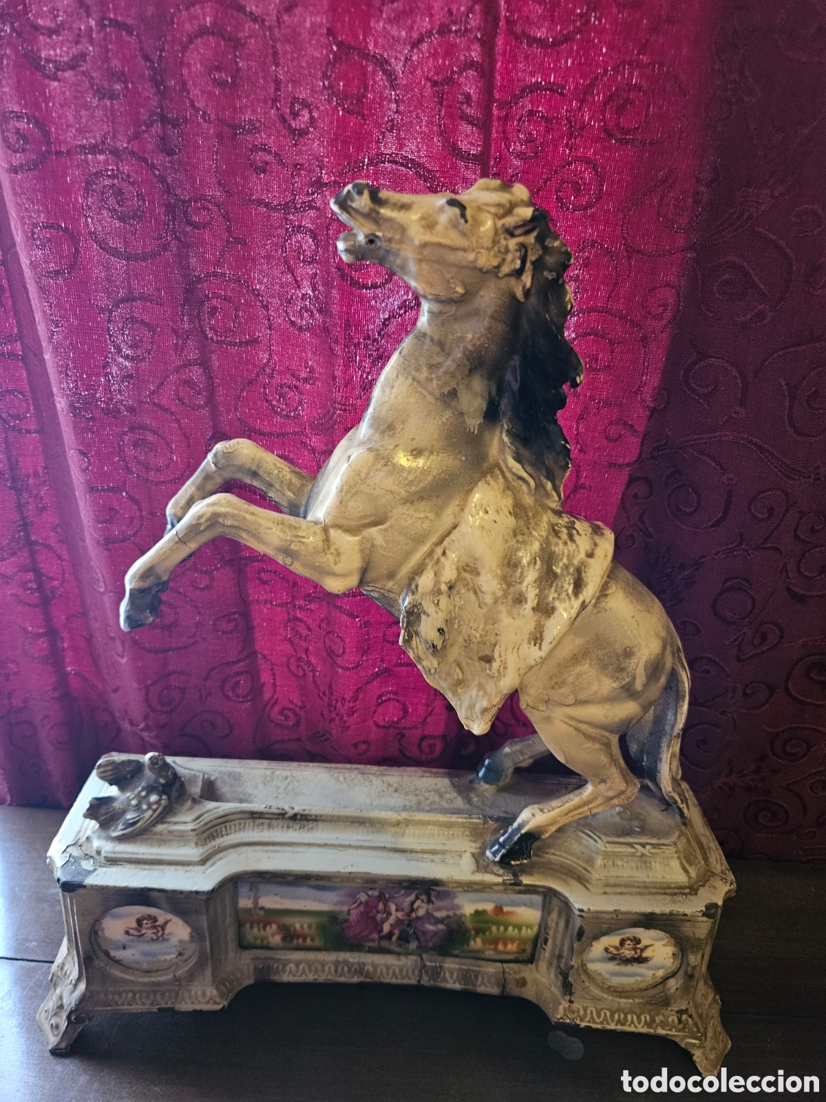 Antig&uuml;edades: FIGURA DE CABALLO ESTILO NAPOLEON III S.XIX