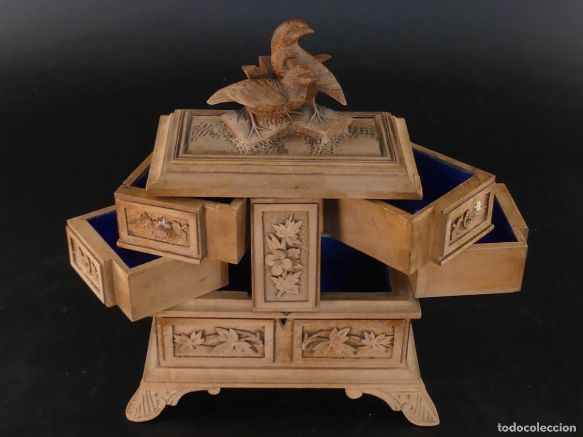 Antig&uuml;edades: PRECIOSO PEQUE&Ntilde;O MUEBLE CON CAJONES