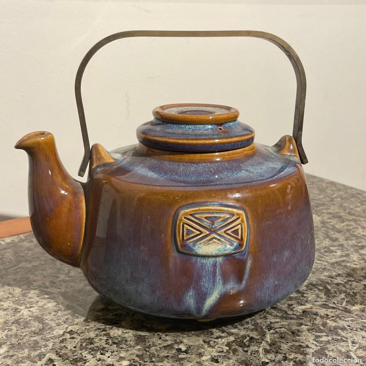 Antiques: Tetera cer&aacute;mica danesa para S&oslash;holm de Maria Philippi, a&ntilde;os 60, serie Aurora Boreal