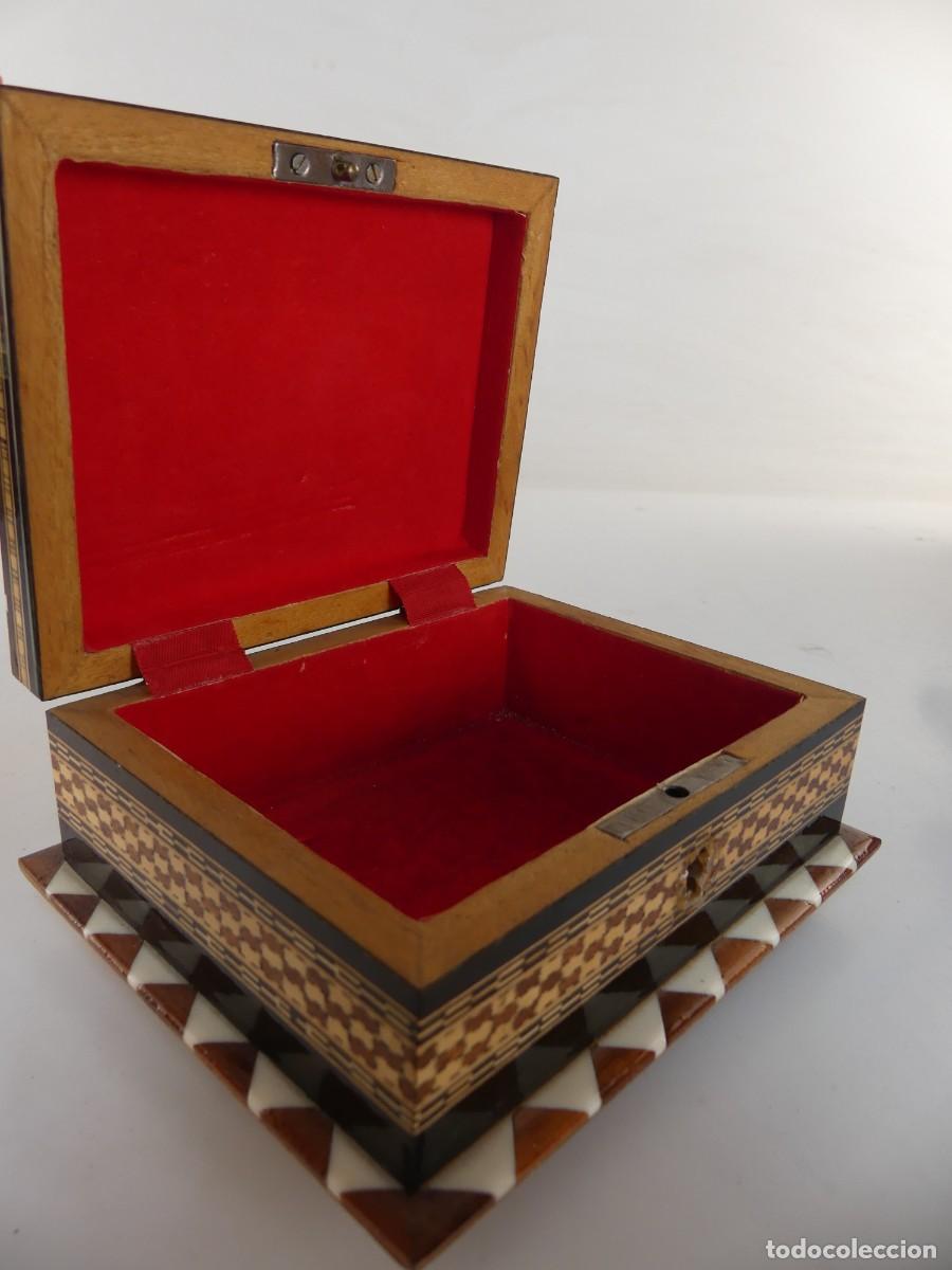 Antig&uuml;edades: CAJA DE MADERA ESTILO GRANADINO - Foto 8