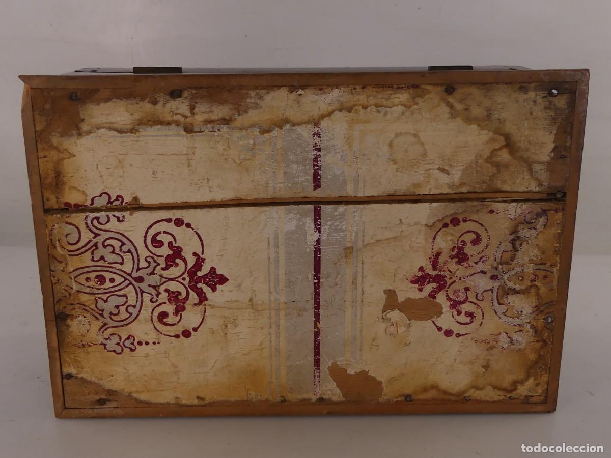 Antig&uuml;edades: ANTIGUA CAJA DE MADERA - Foto 25