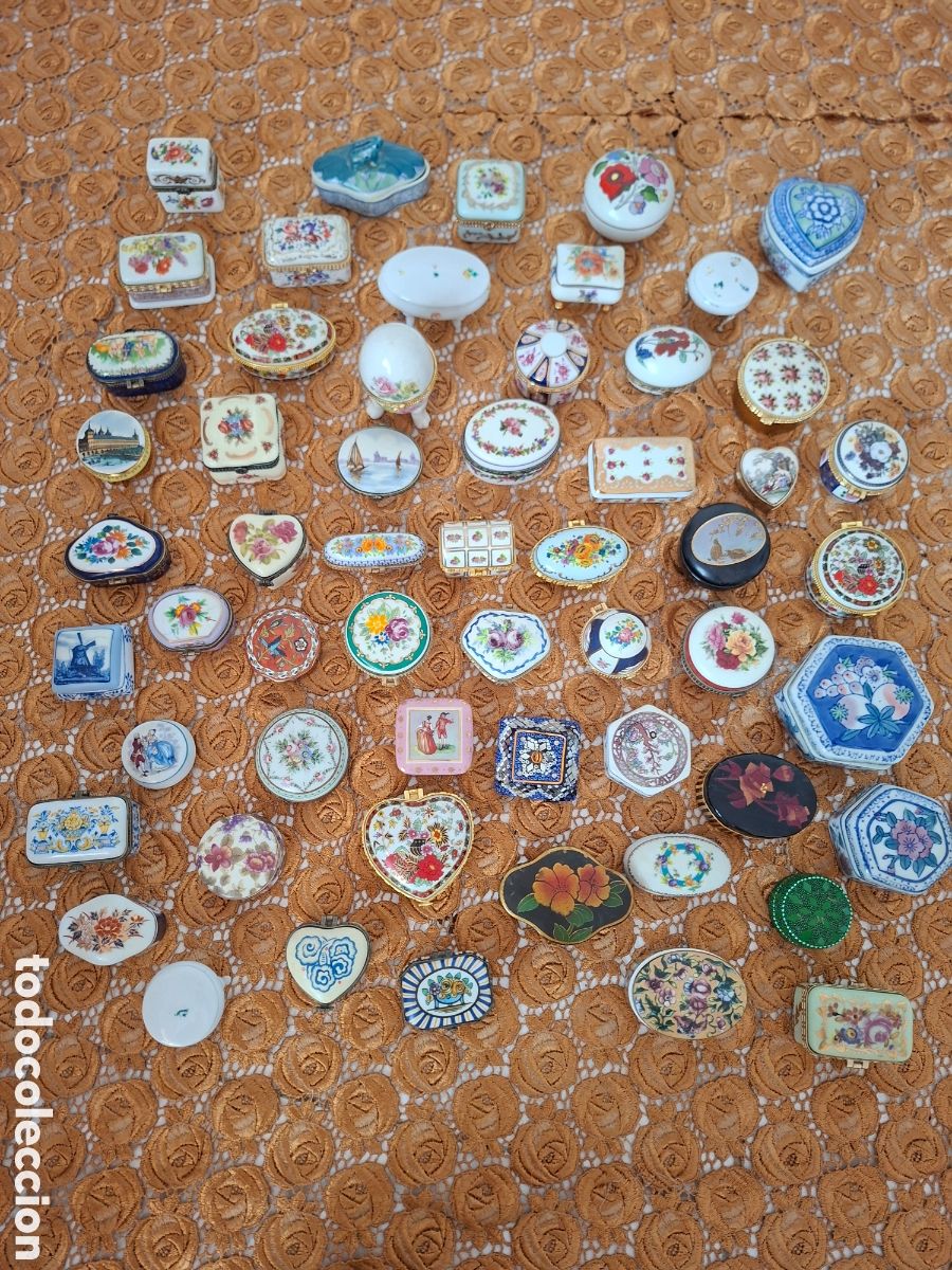 Antiguidades: Coleccion de cajitas ceramica y porcelana.