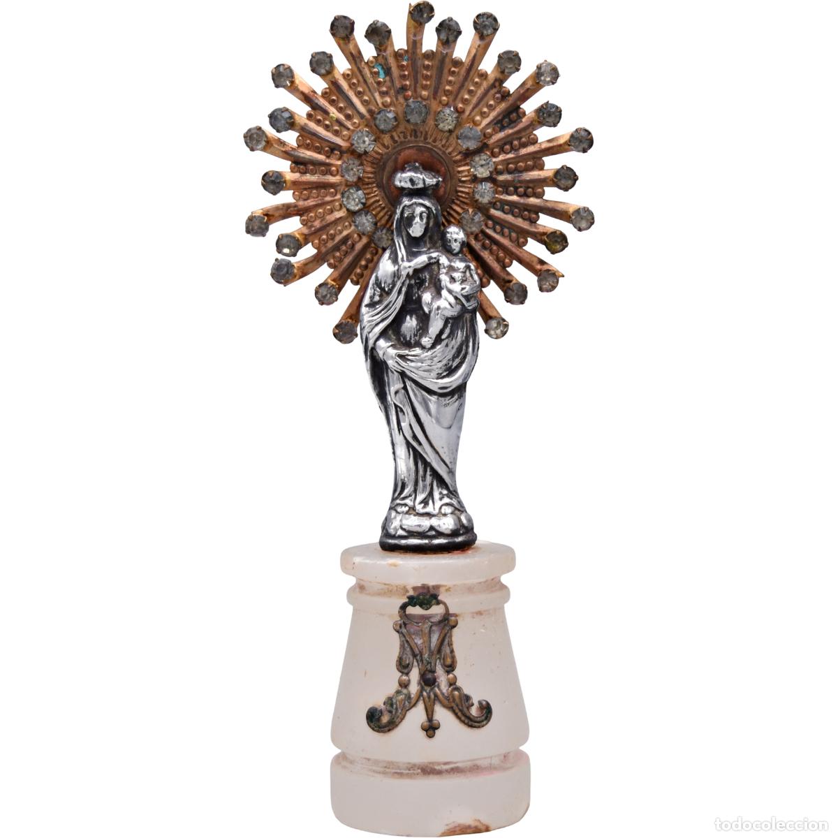 Antig&uuml;edades: Virgen de plata sobre peana de alabastro