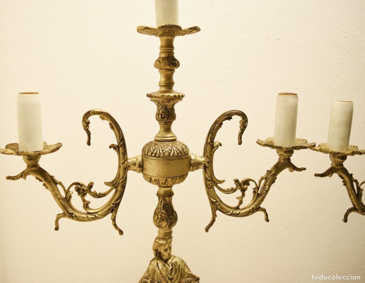 Antig&uuml;edades: Candelabros de mesa de bronce con base de m&aacute;rmol - Foto 11