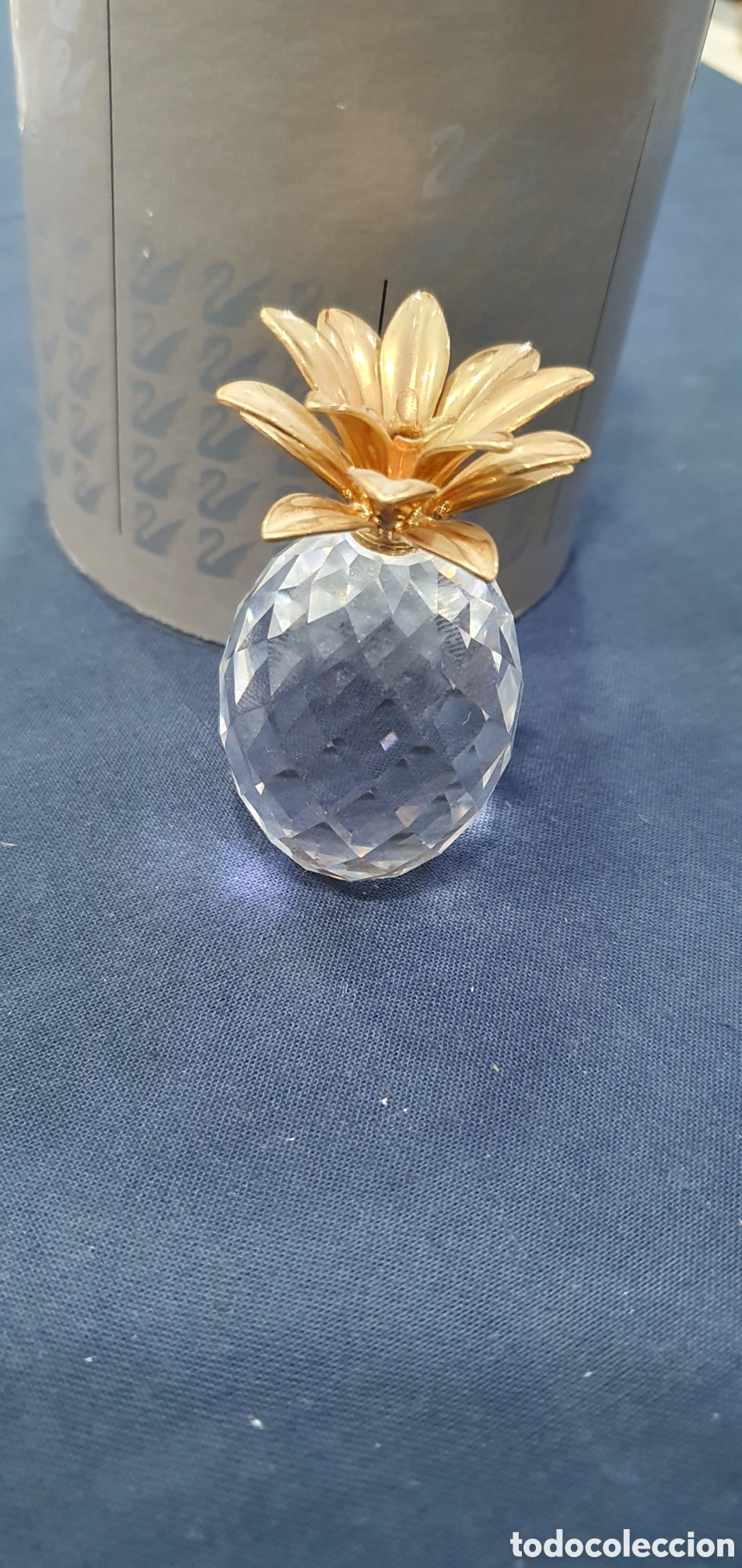 Antiguidades: SALIDA 0.01&euro;. Pi&ntilde;a en cristal de Swarovski. (L133)