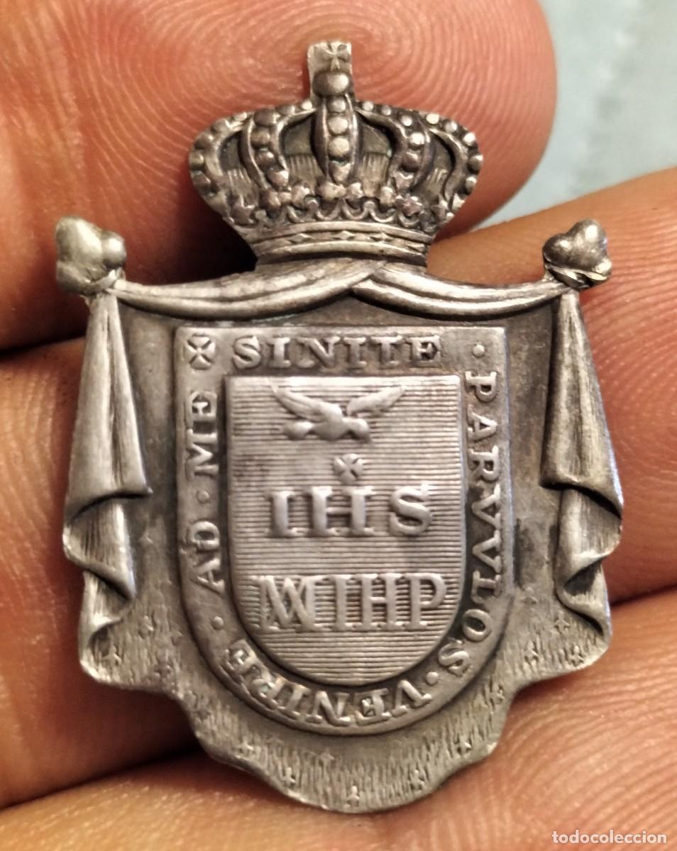 Antig&uuml;edades: Antigua medalla de plata a identificar