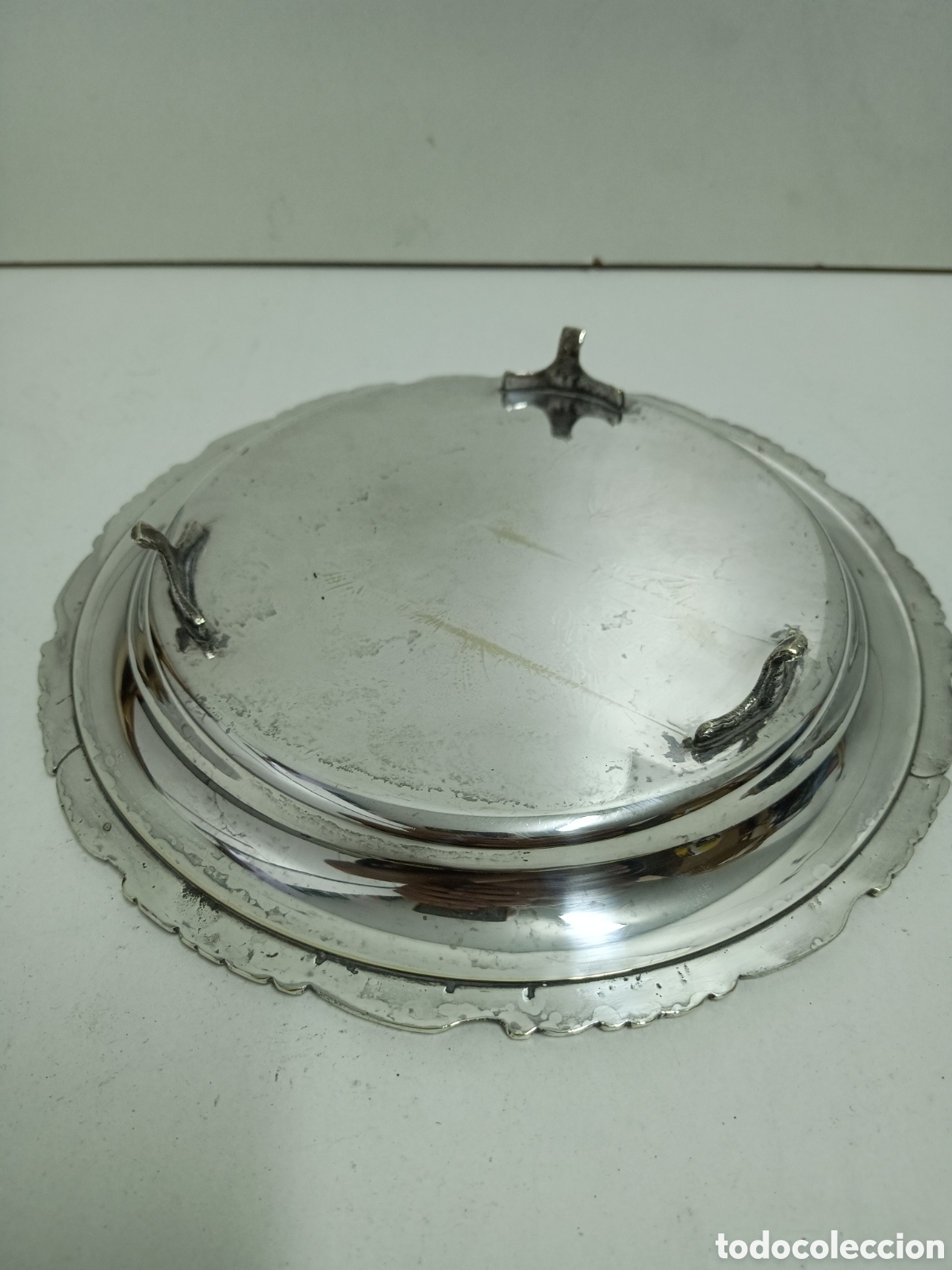 Antig&uuml;edades: BANDEJA REDONDA PLATEADA GRABADA - 24cm - Foto 2