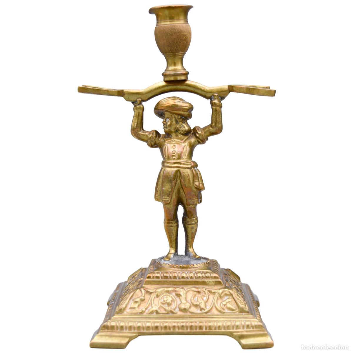 Antiguidades: Candelero con portasellos - Paje - Bronce
