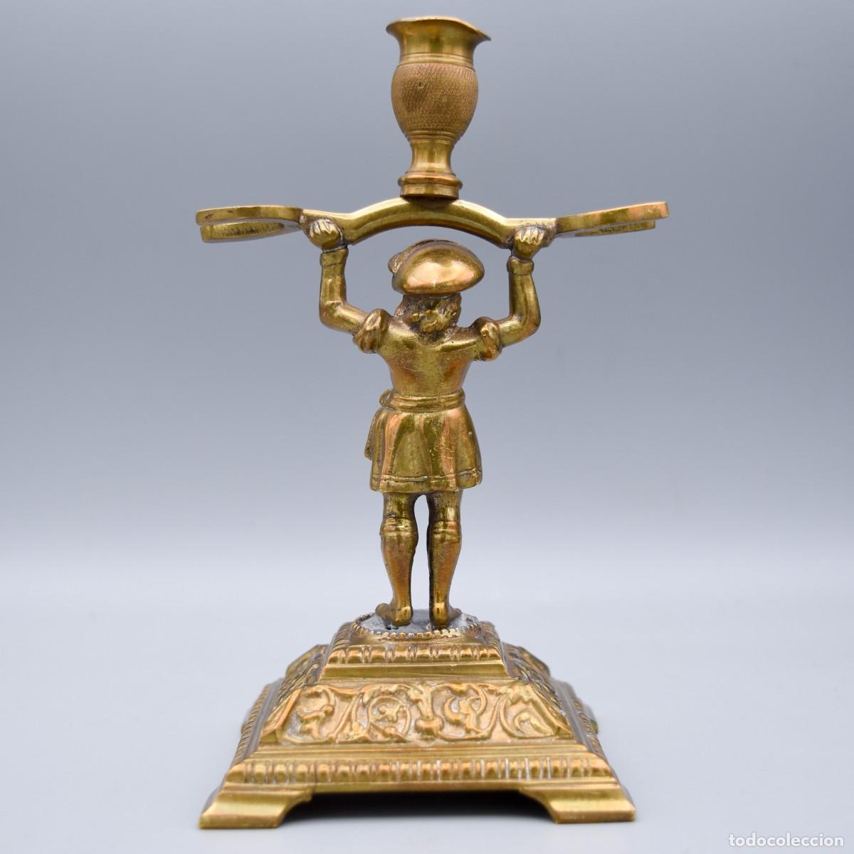 Antig&uuml;edades: Candelero con portasellos - Paje - Bronce - Foto 13