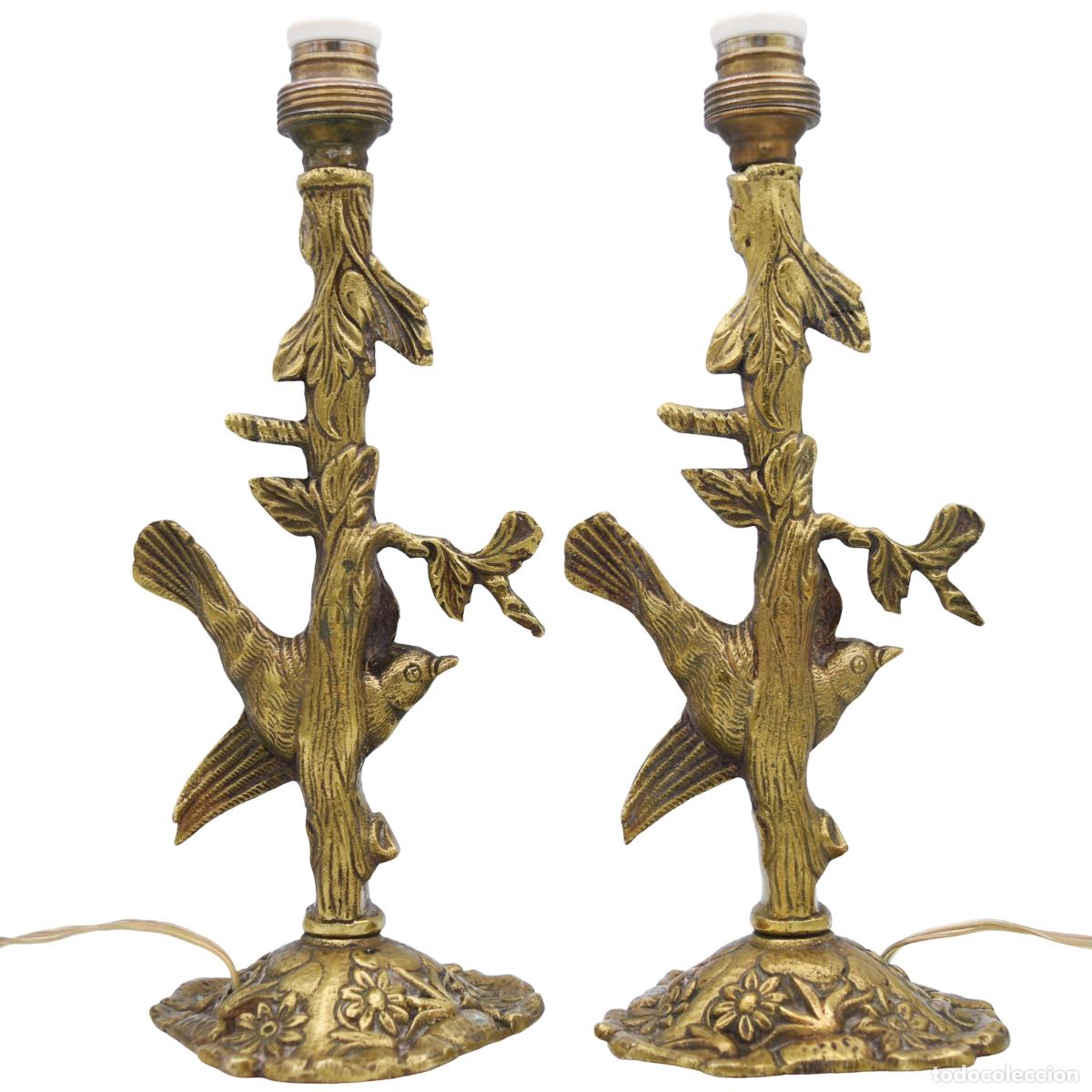 Antiquit&auml;ten: L&aacute;mparas de sobremesa de bronce con motivos naturalistas