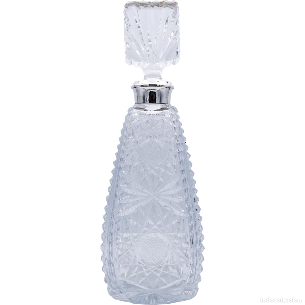 Antiques: Licorera antigua con cuello de plata