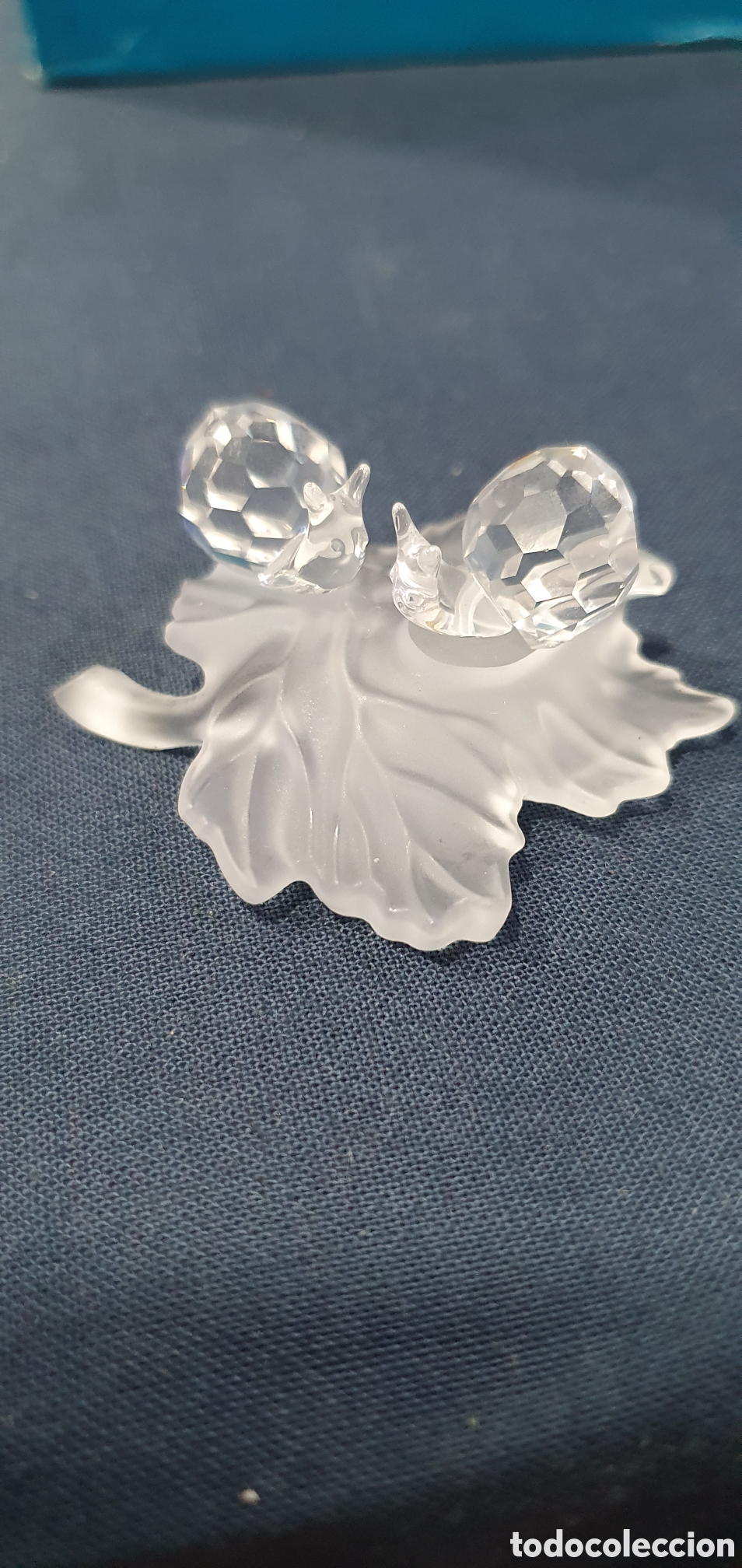 Antiguidades: SALIDA 0.01&euro;. Caracoles sobre hoja cristal de Swarovski. (L133)