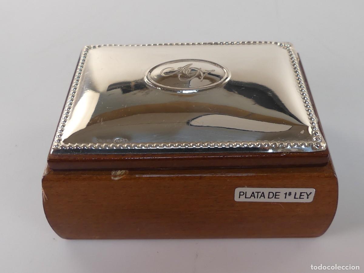 Antiques: BONITA CAJA DE MADERA TAPA FORRADA CON PLATA DEL LEY