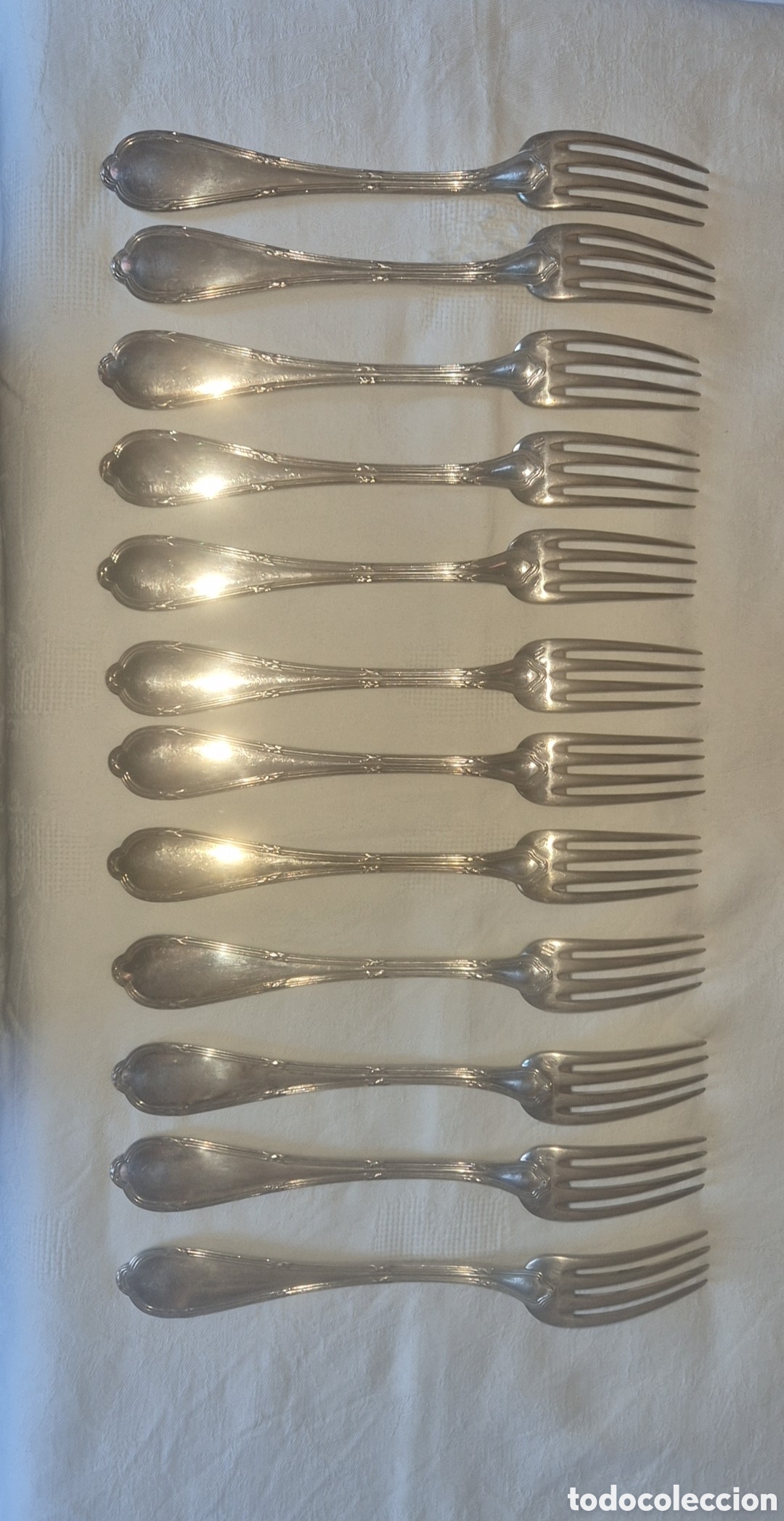 Antiquit&auml;ten: Set Cuberter&iacute;a de Plata Francesa .950 (Siglo XIX) - 24 Piezas (12 Cucharas + 12 Tenedores) 1.960 g