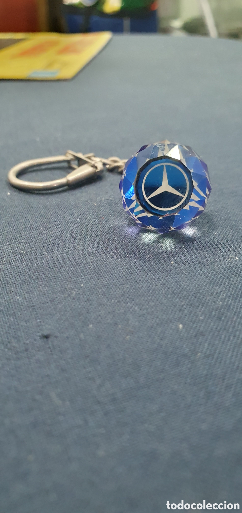Antiques: Llavero Swarovski de Mercedes Benz. (L133)