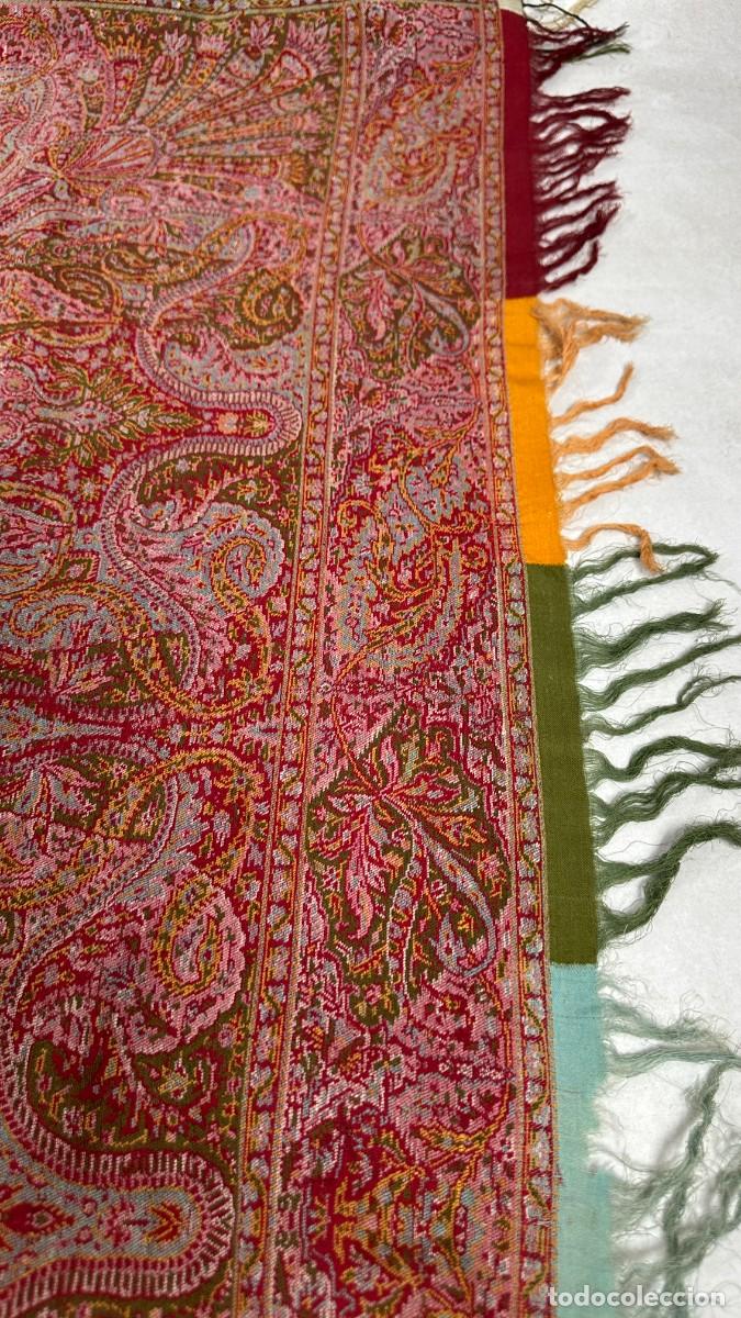 Antig&uuml;edades: Antiguo mant&oacute;n alfombrado - Foto 12