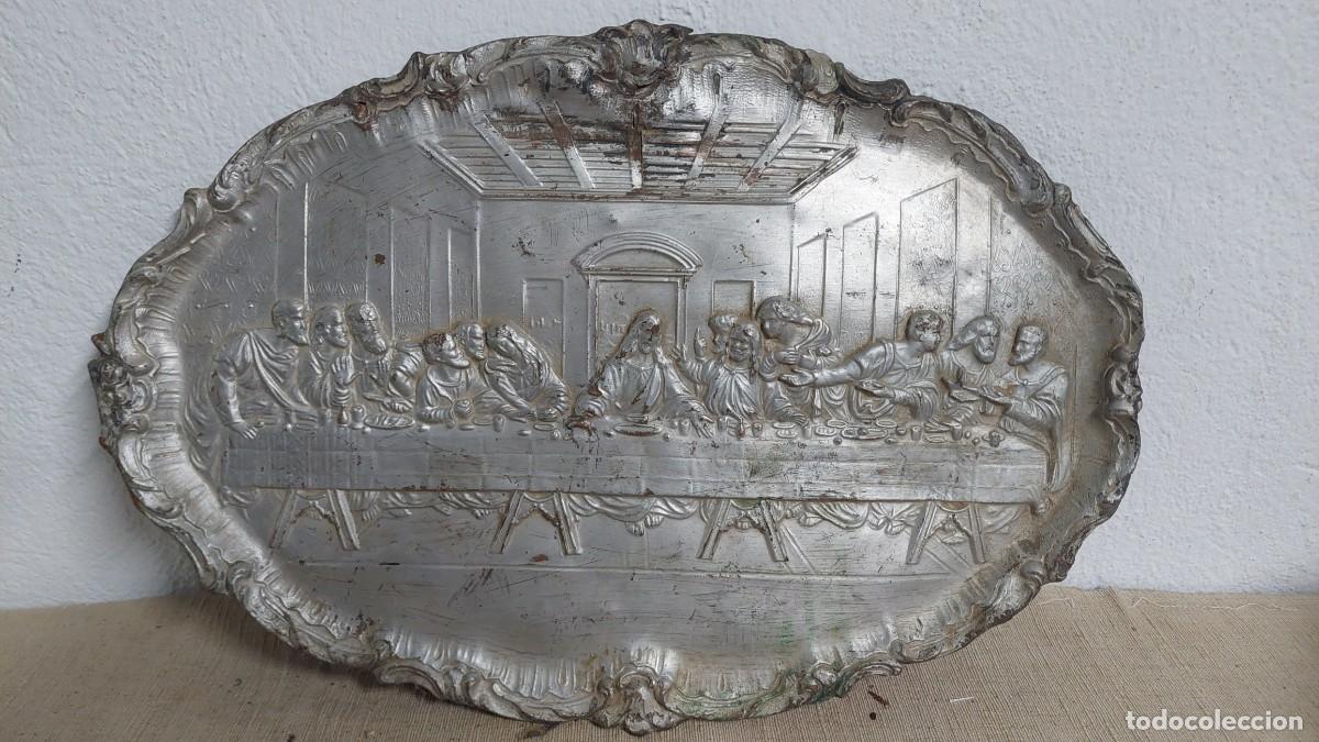 Antig&uuml;edades: Antigua placa de cobre pintada con relieve santa cena