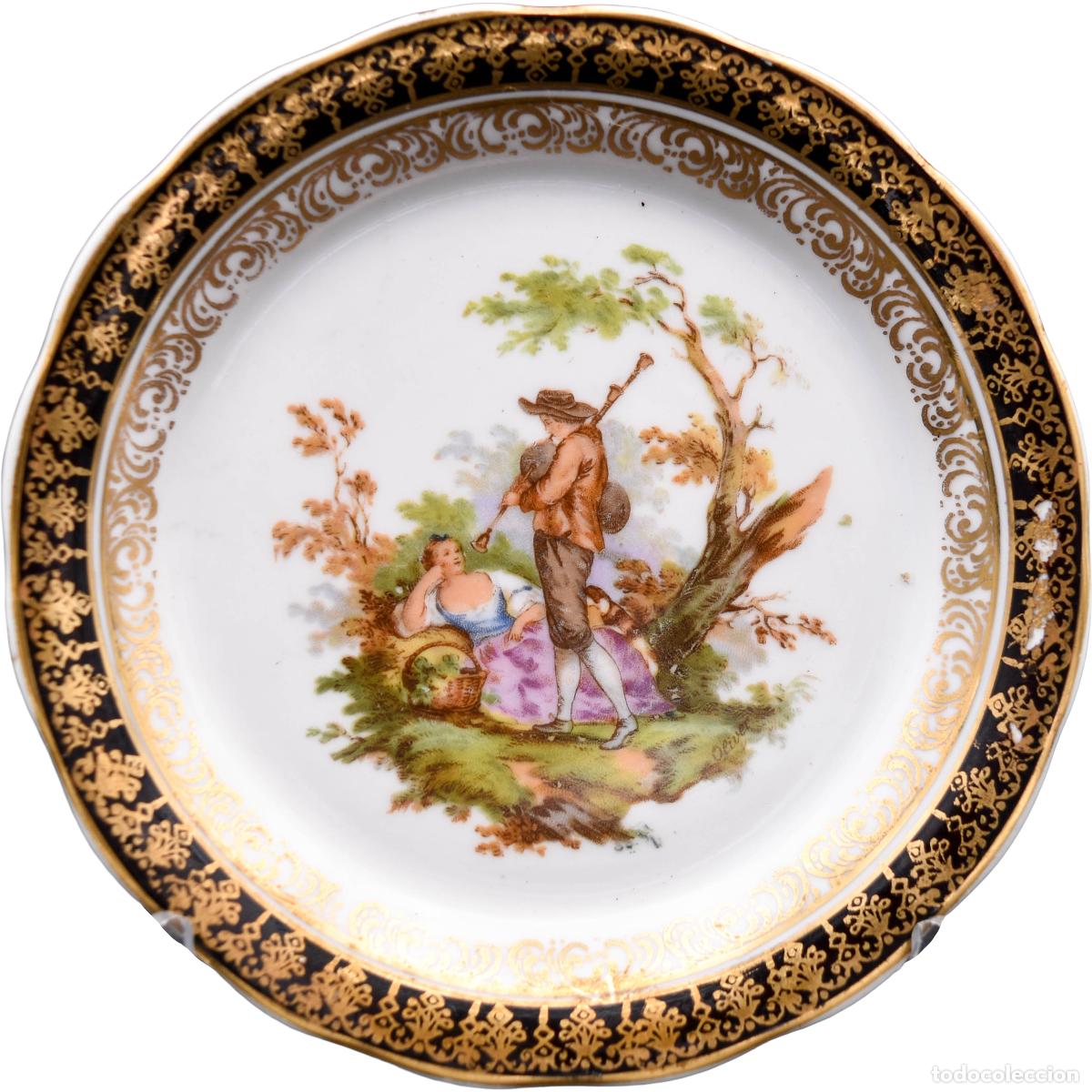 Antiguidades: Plato de porcelana decorada