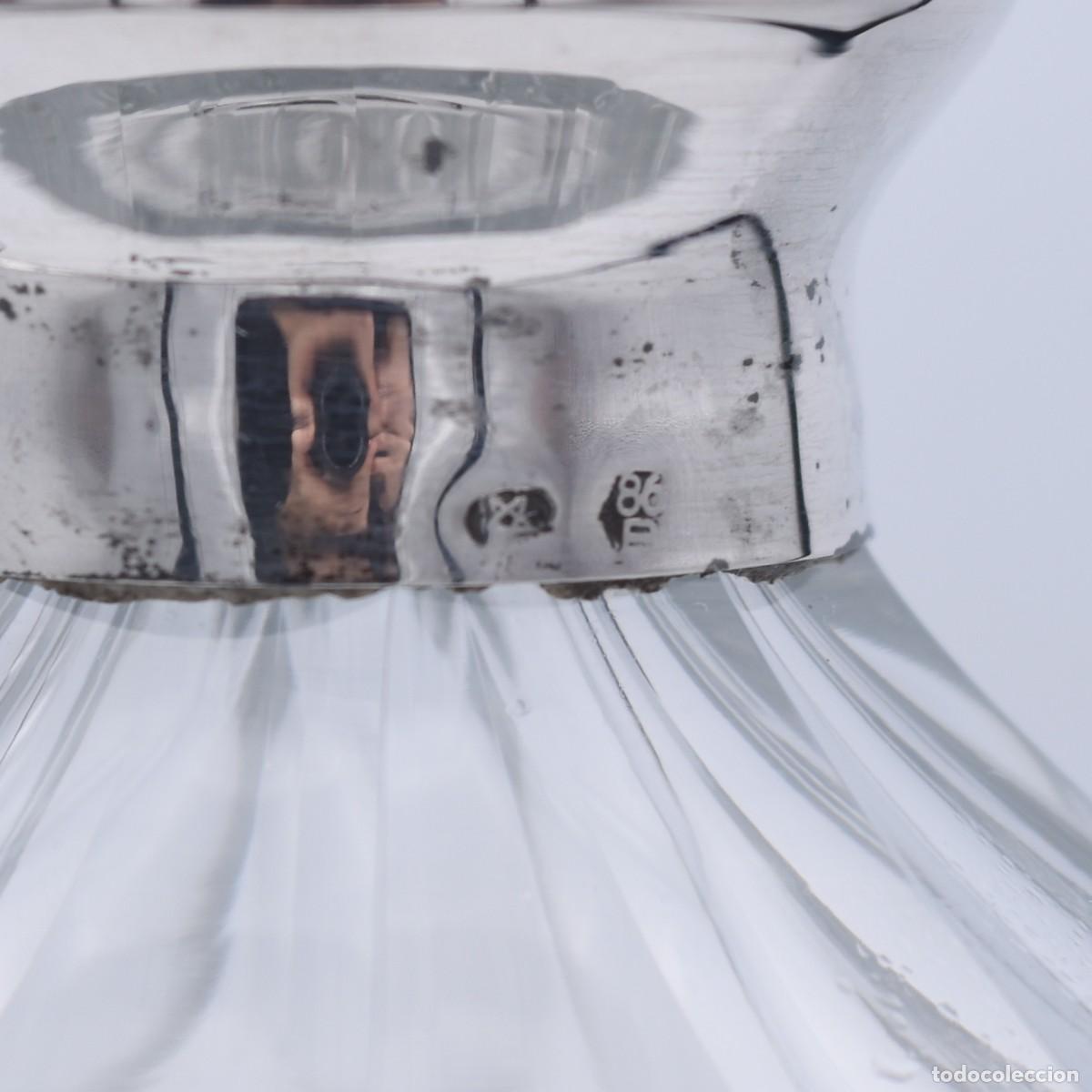 Antig&uuml;edades: Botella licorera con cuello de plata - Foto 3
