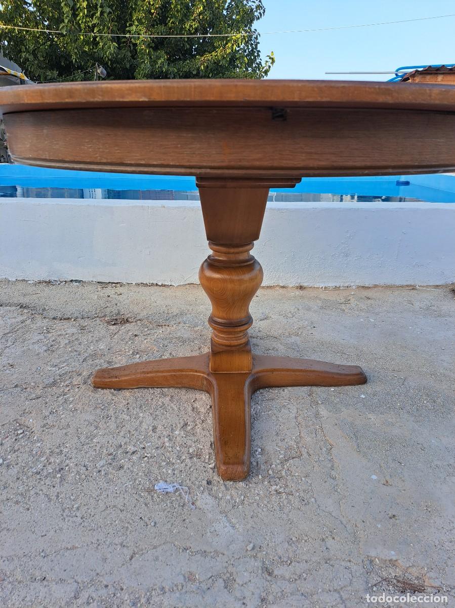 Antig&uuml;edades: Preciosa mesa de roble redonda, extensible. - Foto 3
