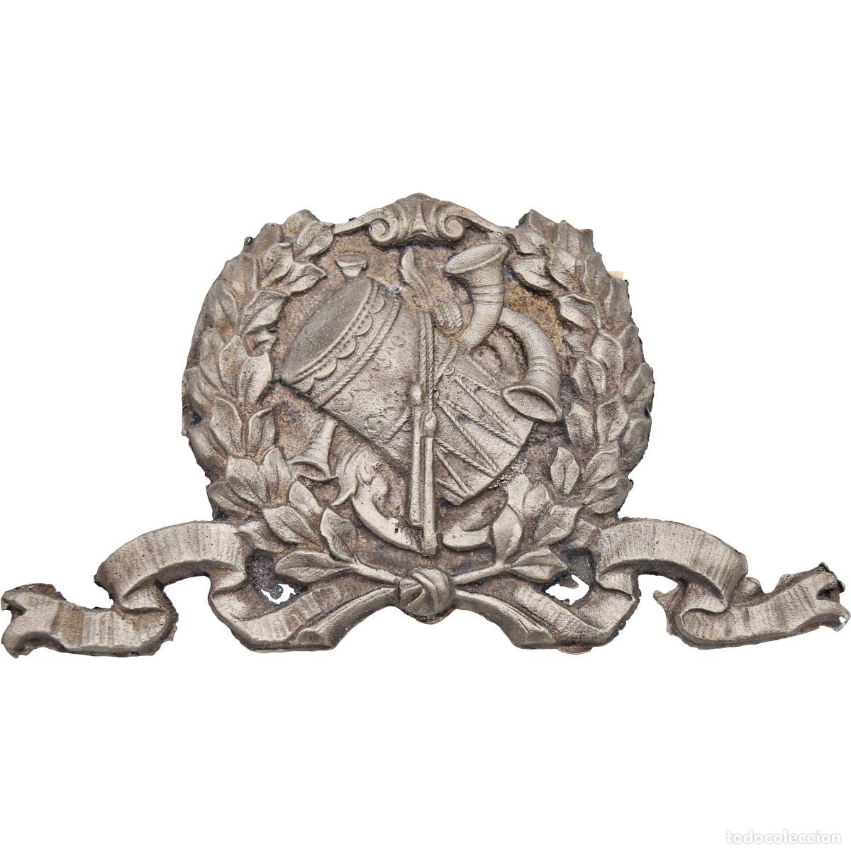 Antig&uuml;edades: Aplique / escudo de metal - Foto 2