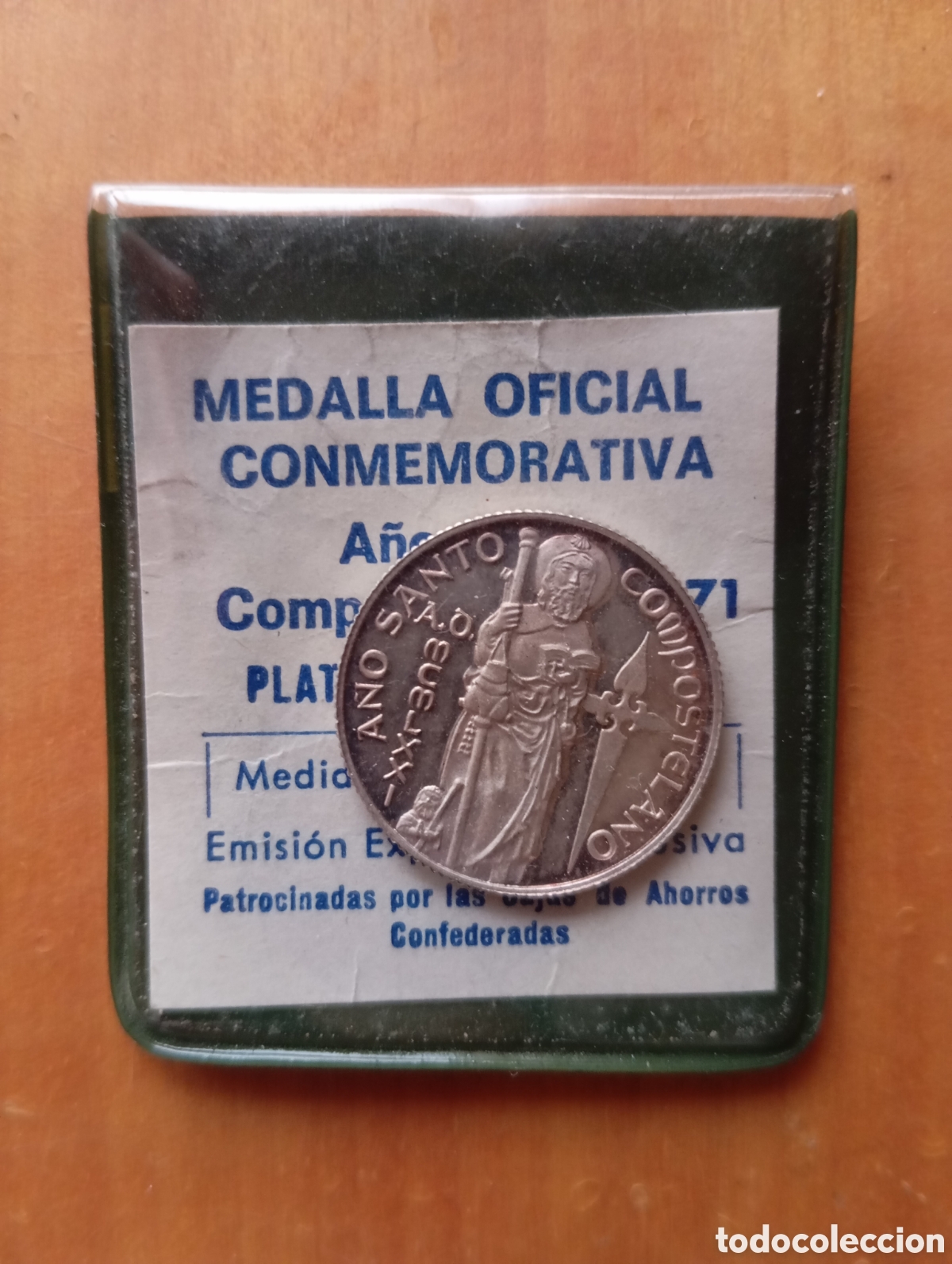 Antig&uuml;edades: Medalla oficial conmemorativa a&ntilde;o Santo compostelano 1971