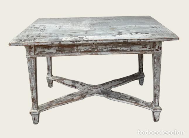Antig&uuml;edades: MESA GUSTAVIANA SUECA