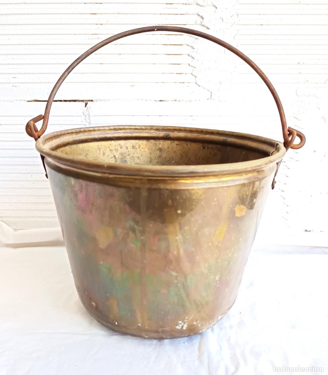 Antig&uuml;edades: Cubo - Lat&oacute;n dorado, Lat&oacute;n fundido, Bronce dorado Reino Unido - 1850 - 1900