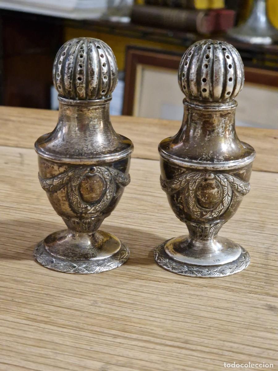 Antig&uuml;edades: Dos saleros de plata 925.