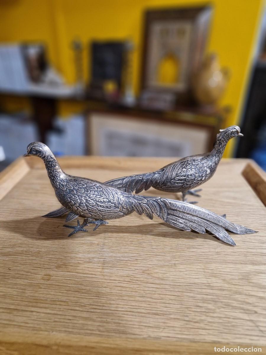 Antig&uuml;edades: Pavo y pava de plata de ley. - Foto 4
