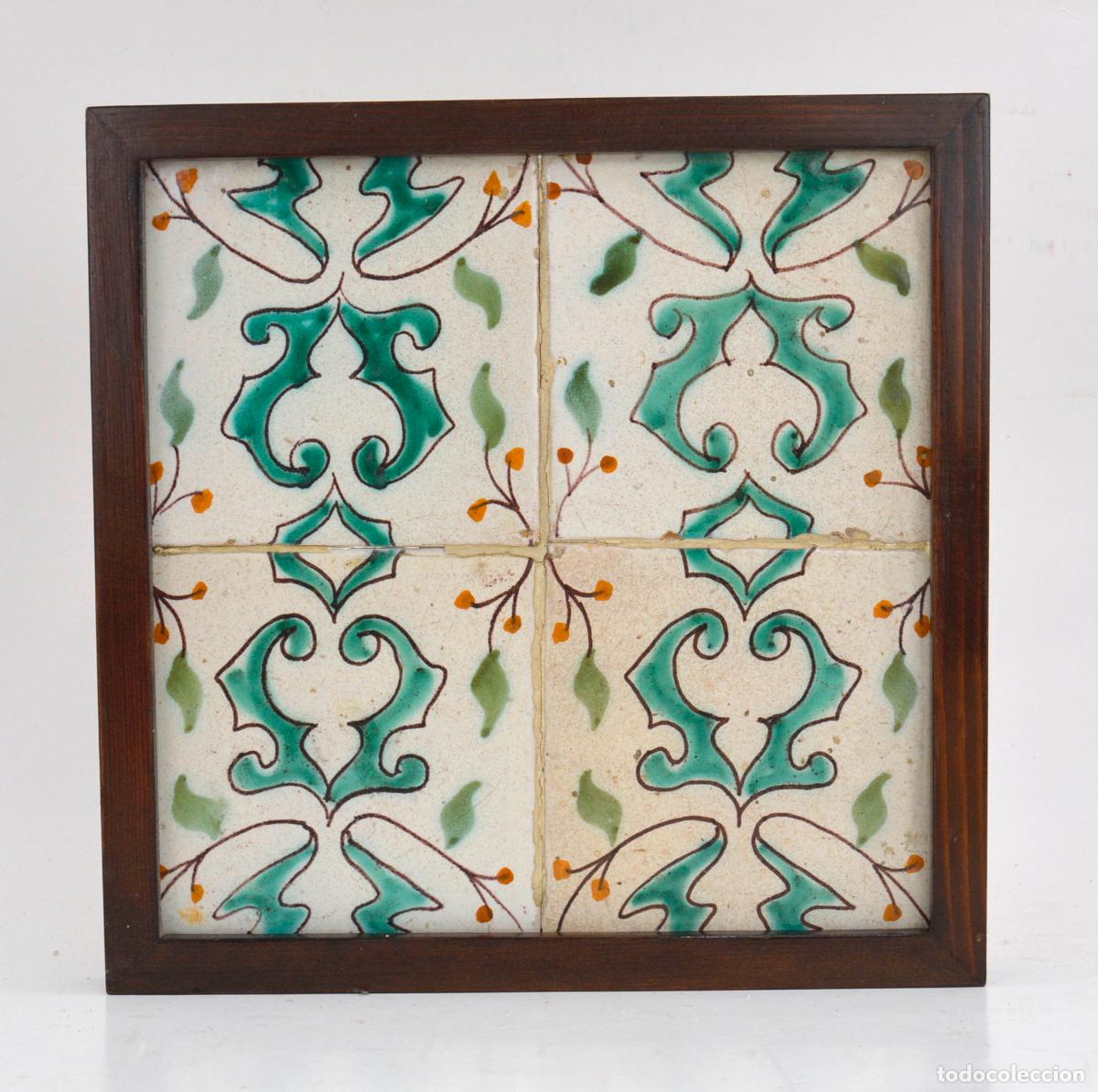 Antig&uuml;edades: Plaf&oacute;n de azulejos enmarcados siglo XVIII.
