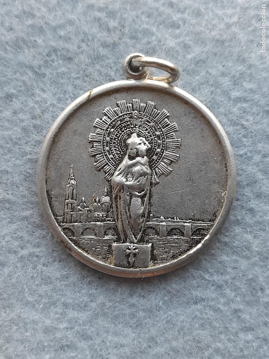 Oggetti Antichi: Medalla Antigua de la Virgen del Pilar.
