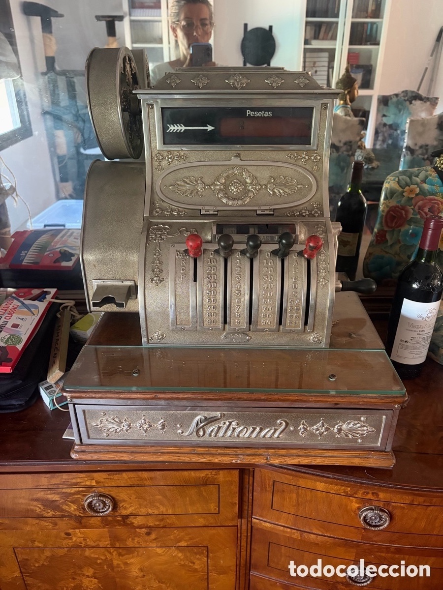 Antig&uuml;edades: Magn&iacute;fica y aut&eacute;ntica caja registradora antigua NATIONAL CASH REGISTER CO. (NCR) MODELO :652