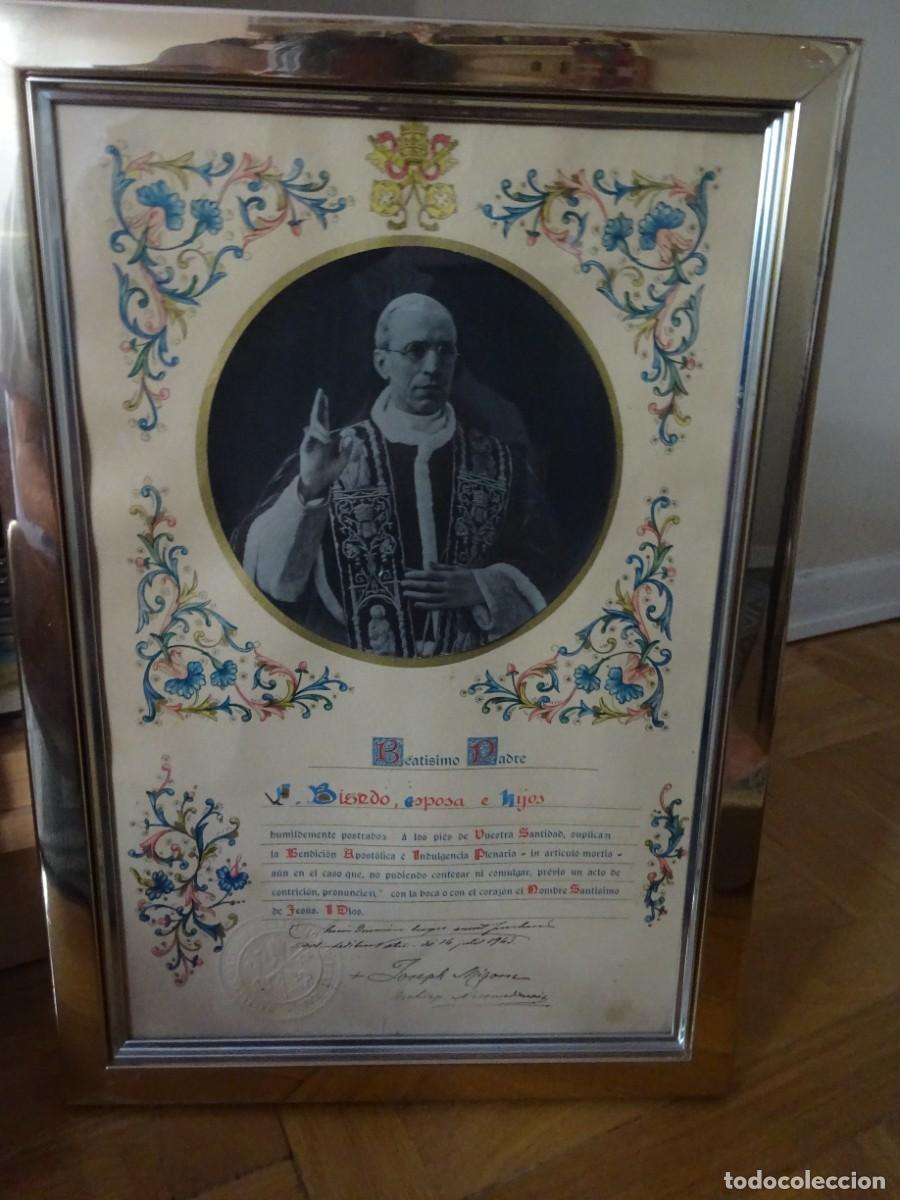 Oggetti Antichi: PAPA PIO XII INDULGENCIA PLENARIA BENDICION APOSTOLICA SELLO EN SECO Y FIRMAS ENMARCADO 1943
