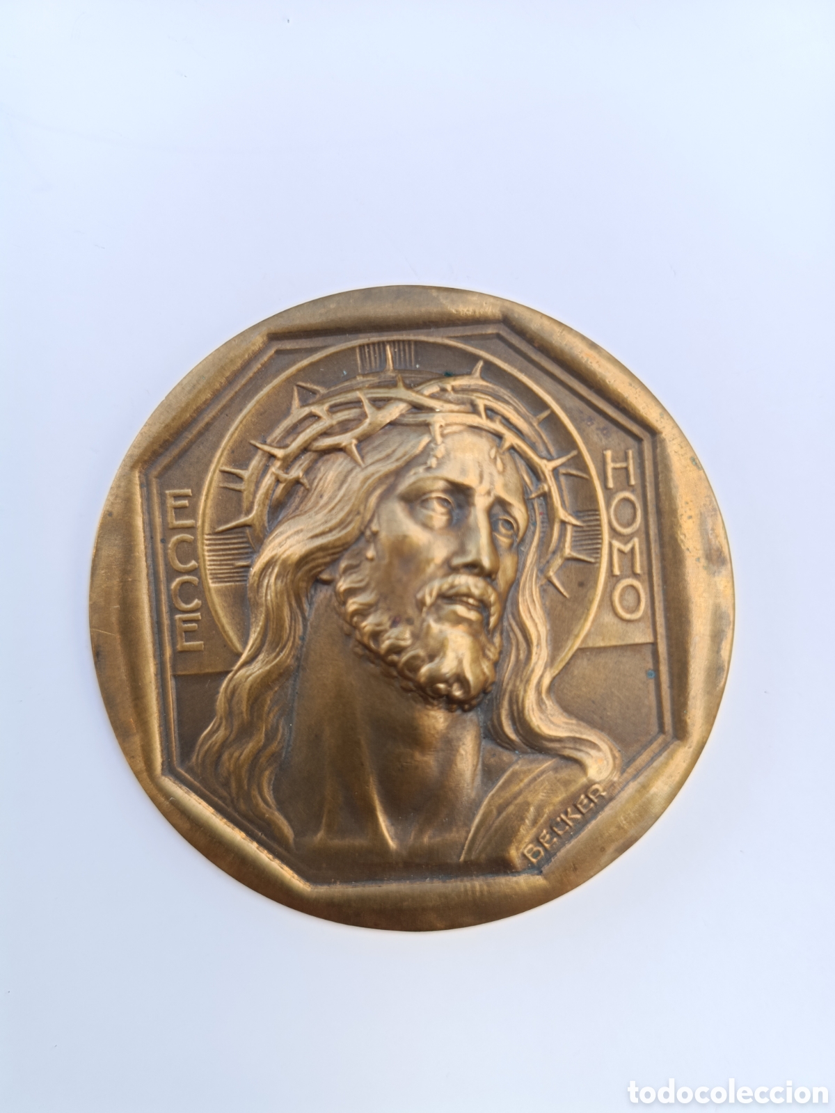 Antiquit&eacute;s: Antiguo medall&oacute;n de bronce