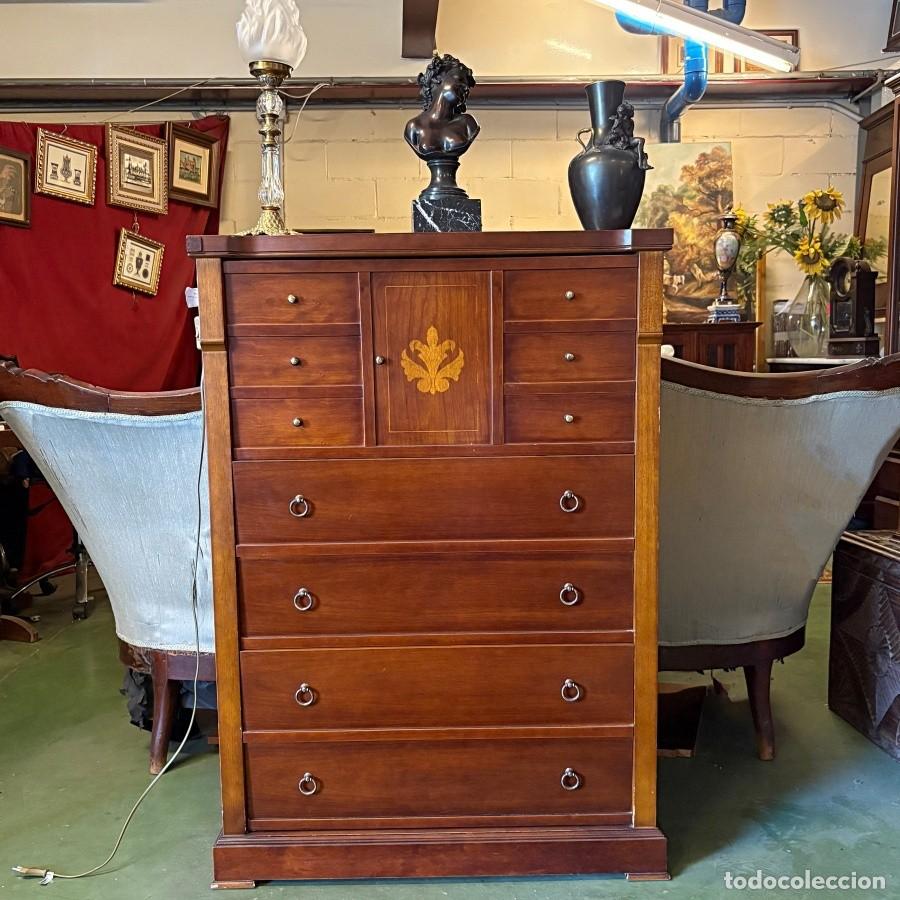 Antig&uuml;edades: Mueble Zapatero Cl&aacute;sico