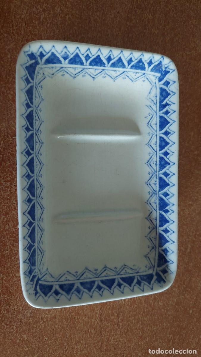 Antig&uuml;edades: Antiguo platito de porcelana Sarraguemives