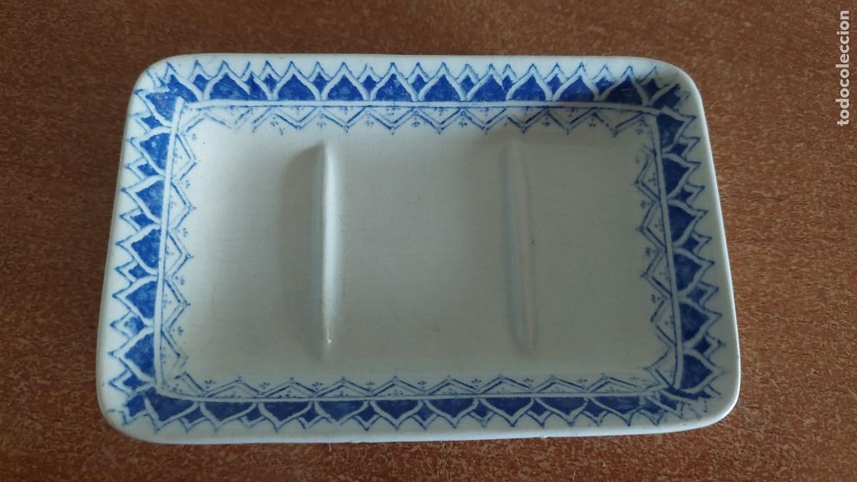Antig&uuml;edades: Antiguo platito de porcelana Sarraguemives